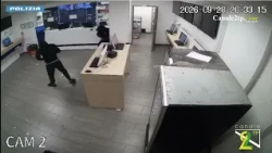 Palermo, betting shop robbery with an axe: two youths arrested