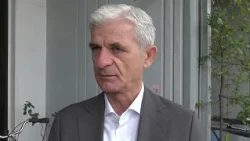 Λάρισα: Κουκουλοφόροι κλείδωσαν το 7ο ΕΠΑΛ – Με τηλεκπαίδευση τα μαθήματα